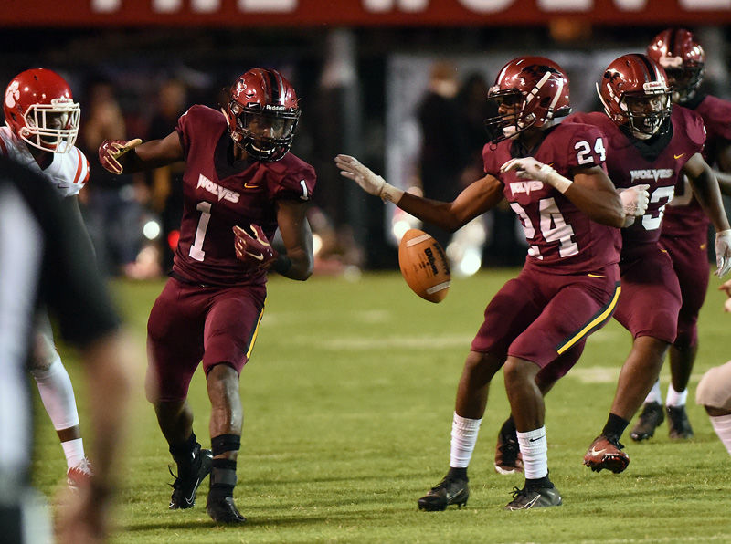 Dothan High Wolves vs Eufaula football